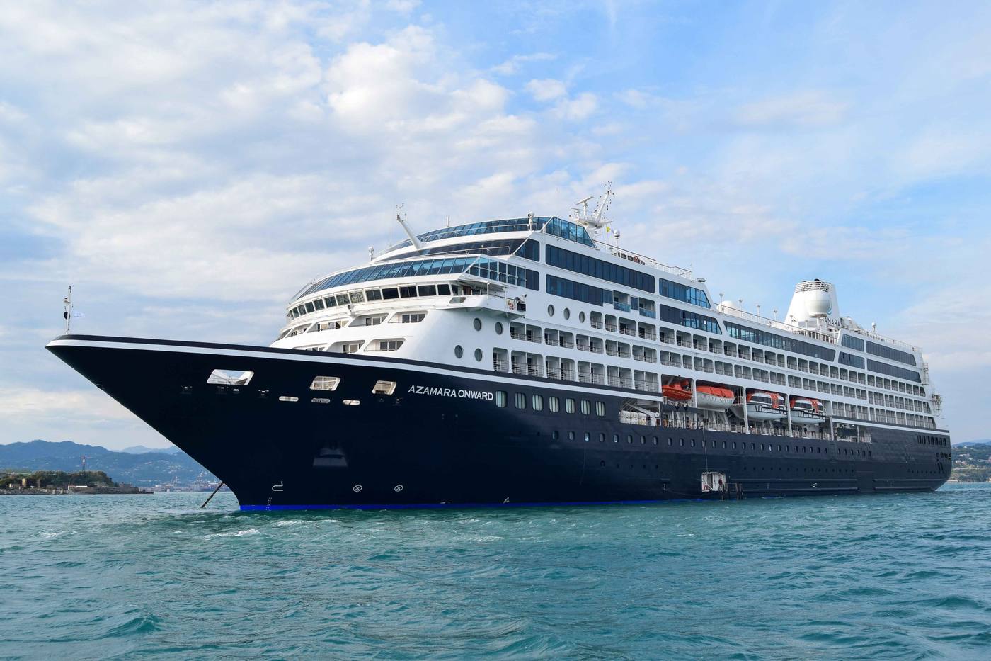Azamara Onward, Azamara