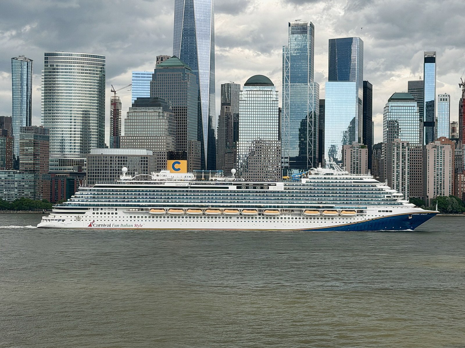 Carnival Venezia, Carnival Cruise Line