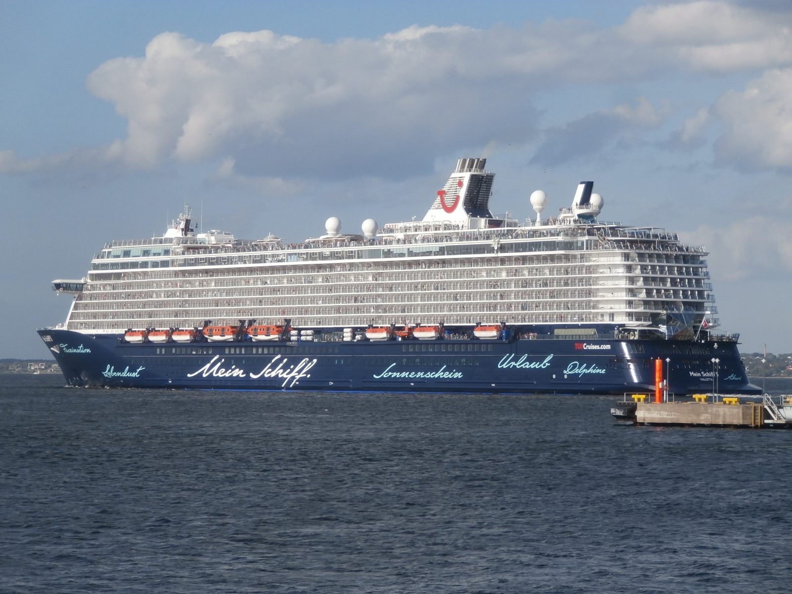 Mein Schiff 5, TUI Cruises