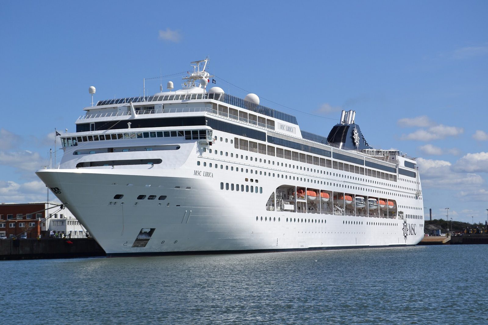MSC Lirica, MSC Cruises