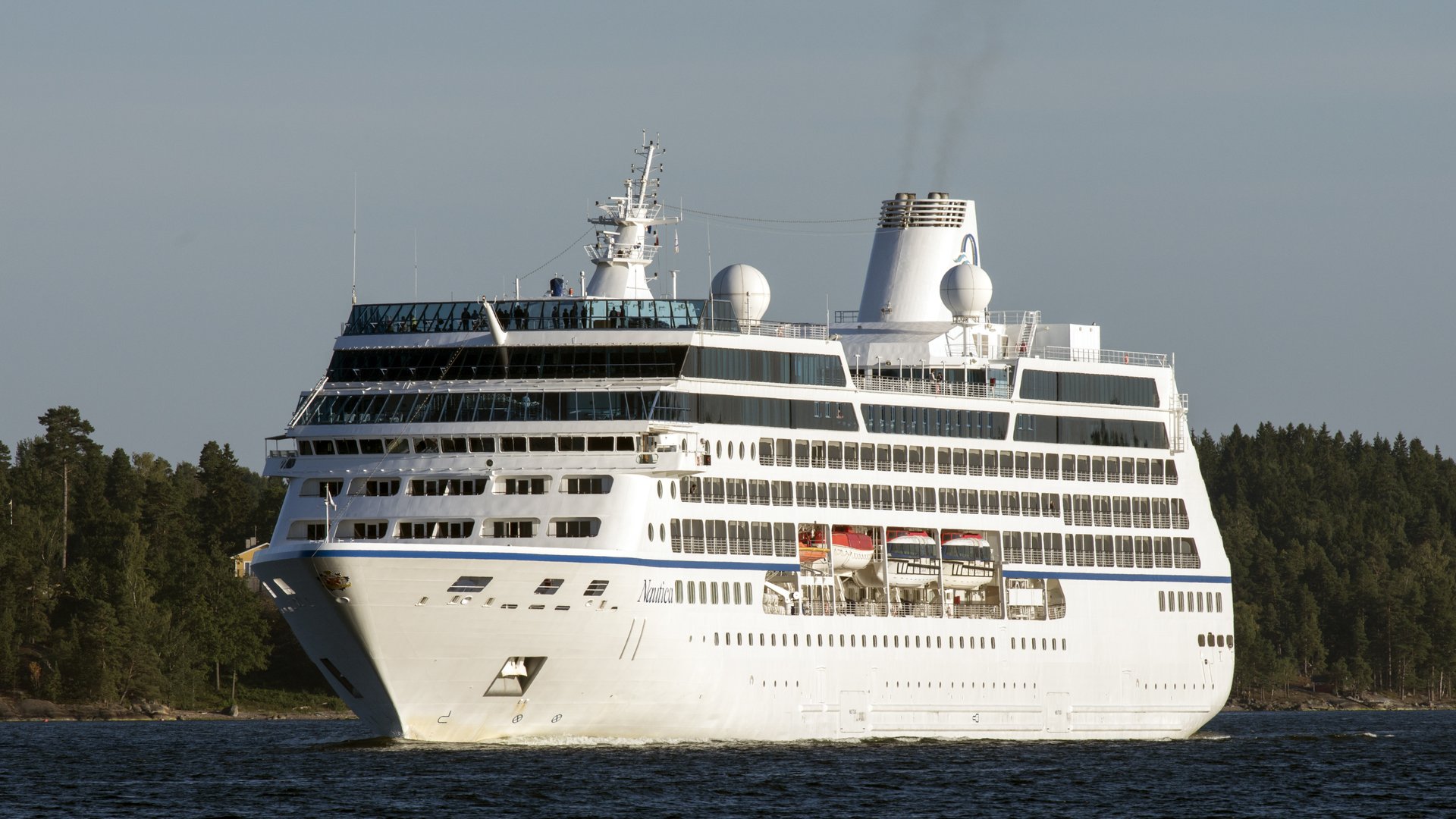 Oceania Nautica, Oceania Cruises