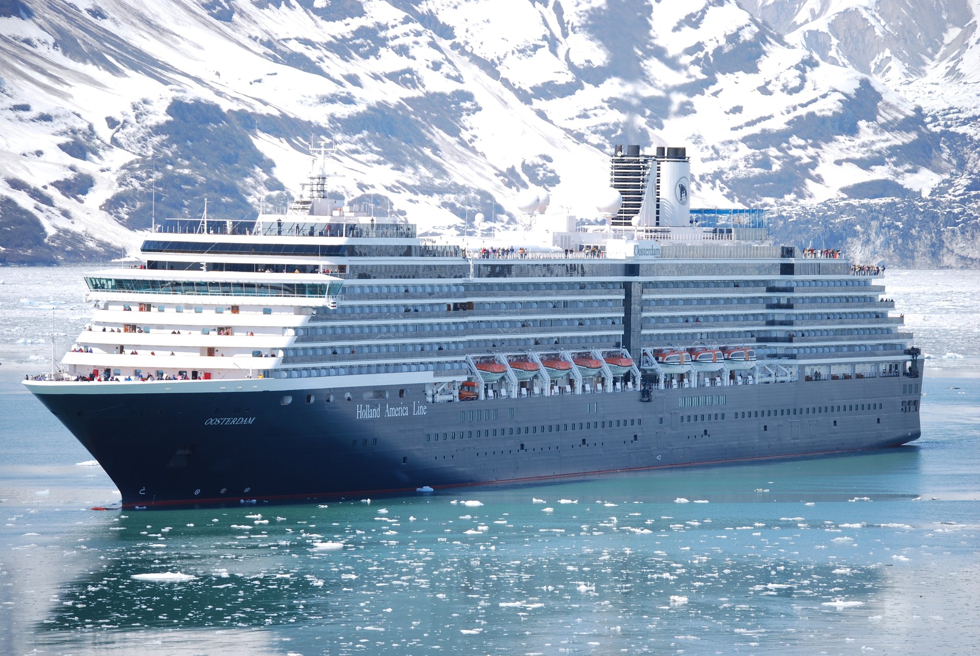 Oosterdam, Holland America Line