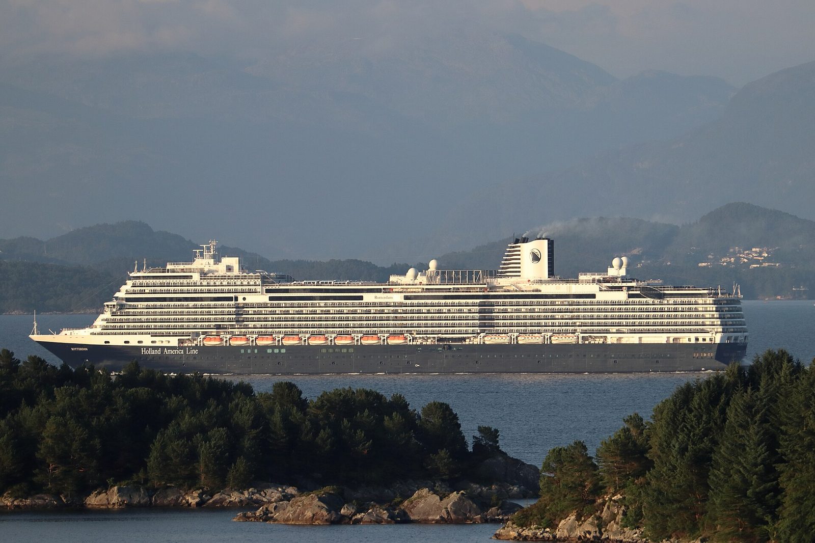 Rotterdam, Holland America Line