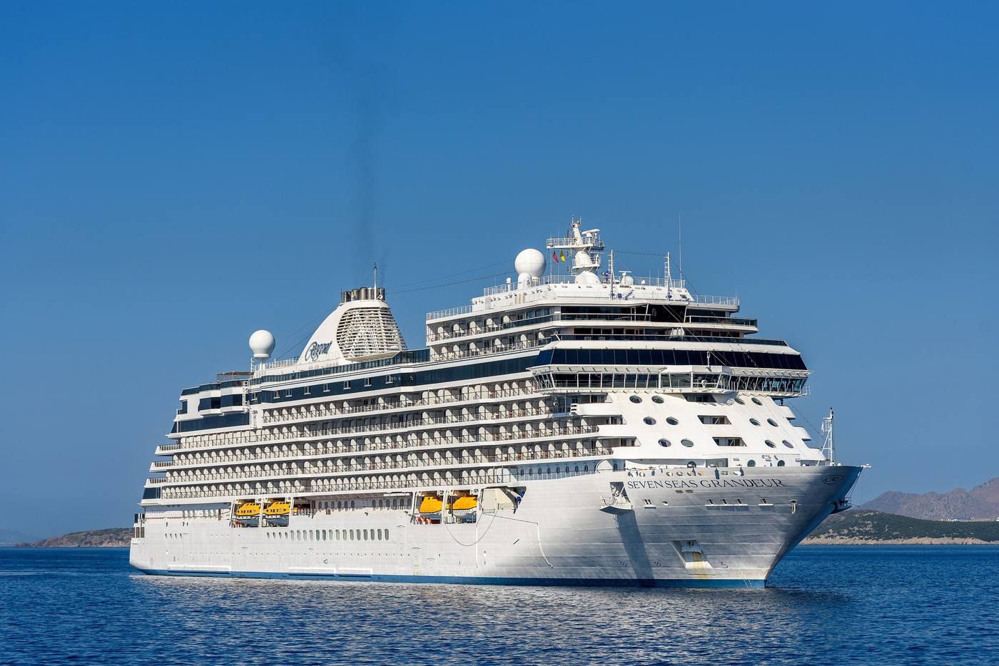 Seven Seas Grandeur, Regent Seven Seas Cruises