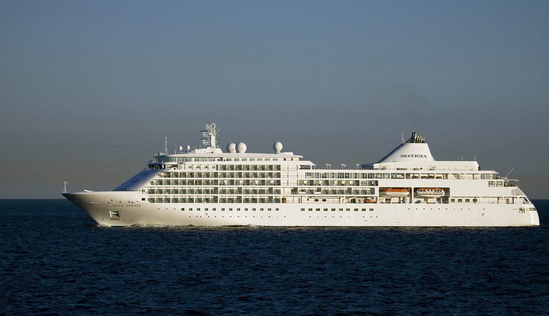 Silver Whisper, Silversea