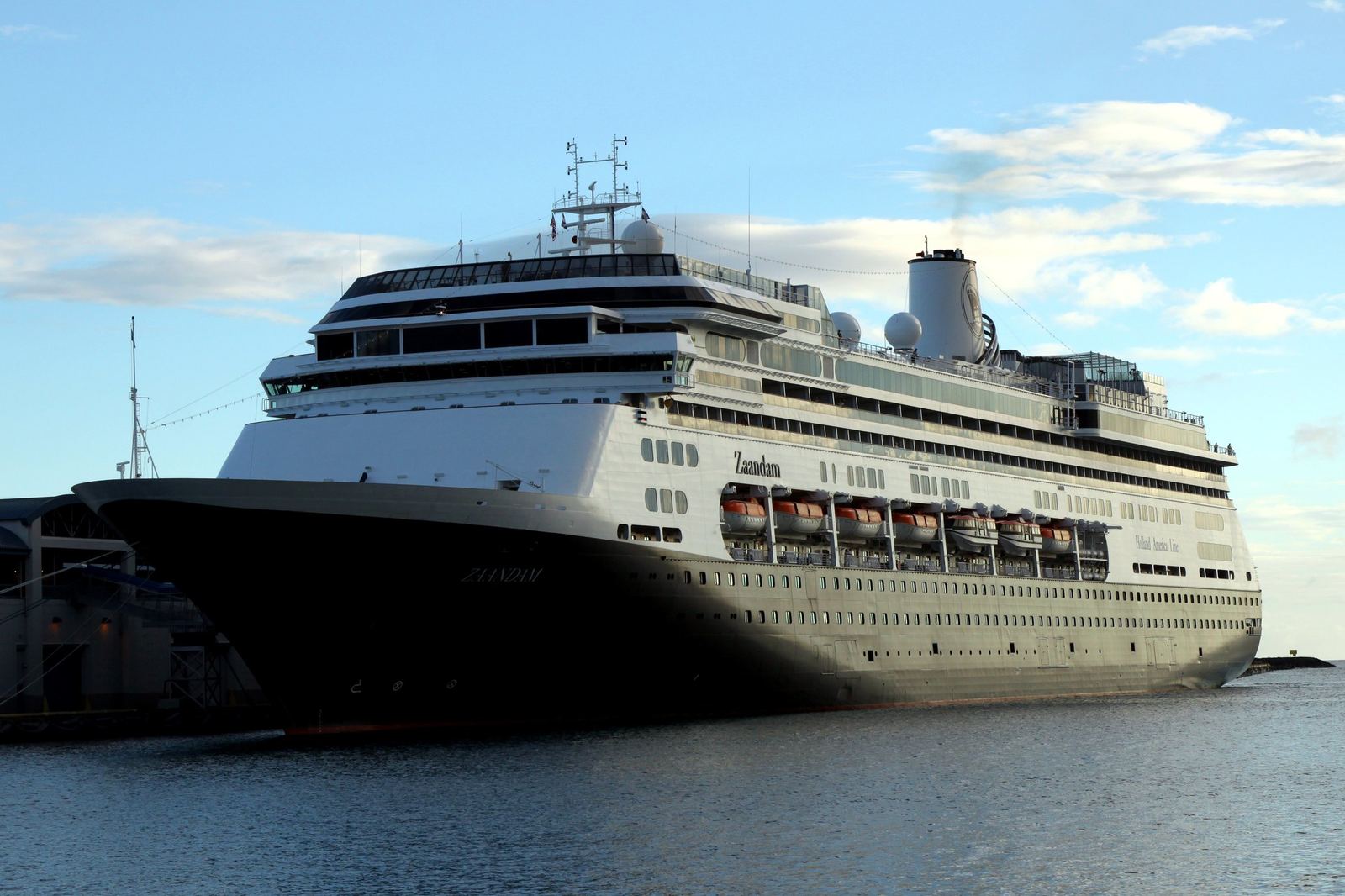 Zaandam, Holland America Line